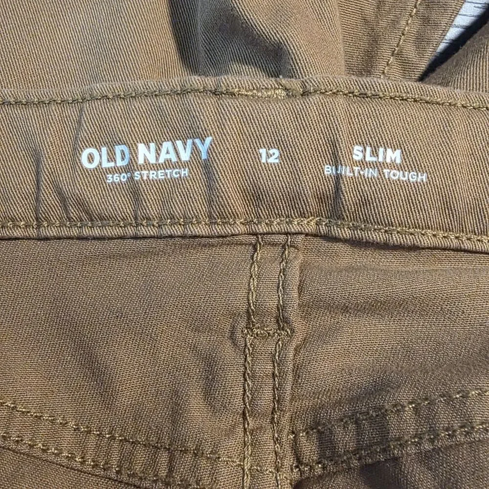 Old Navy Stretch 360 Kids Coyote Brown Khakis Slim Size 12 Casual Pants